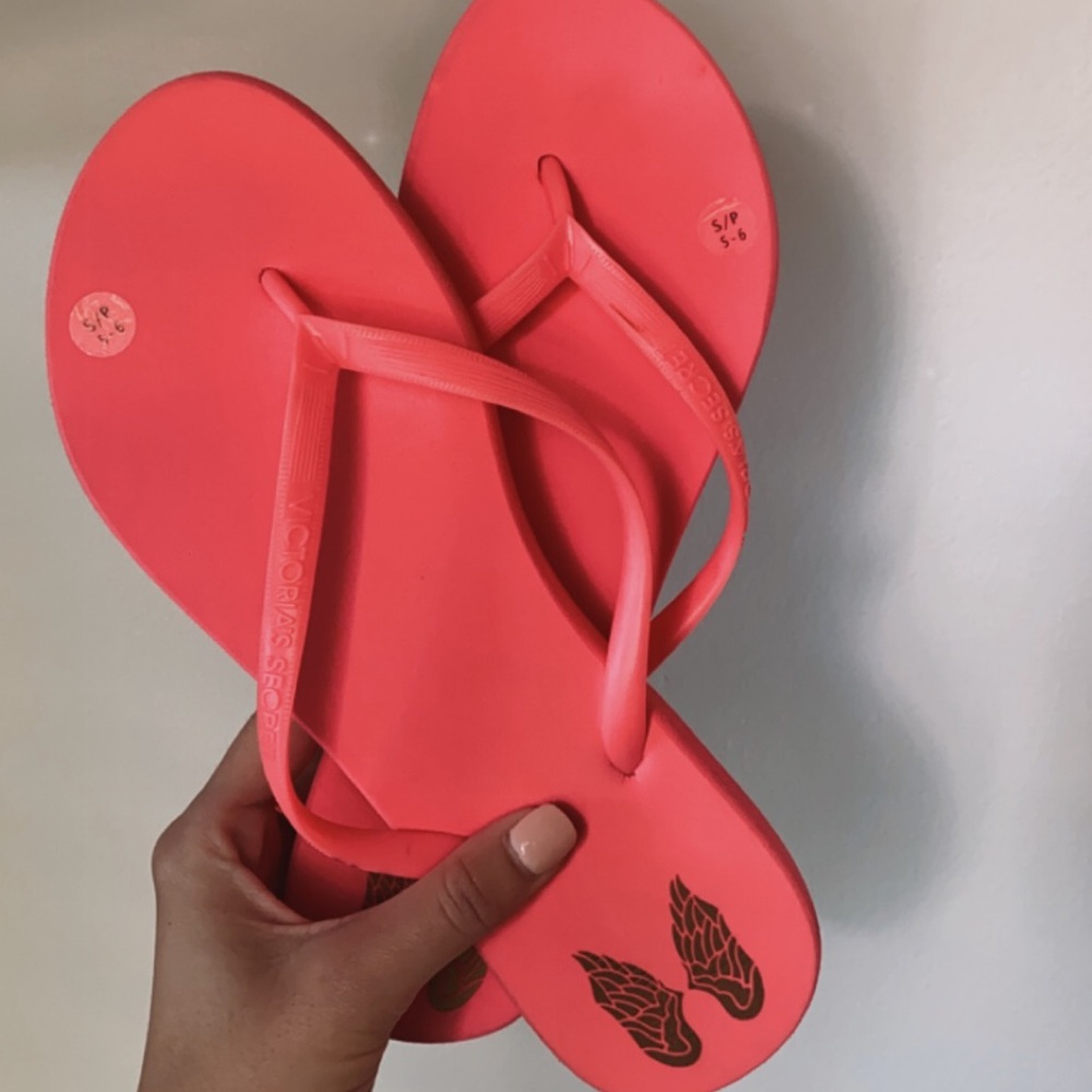 Victoria Secret flip flops